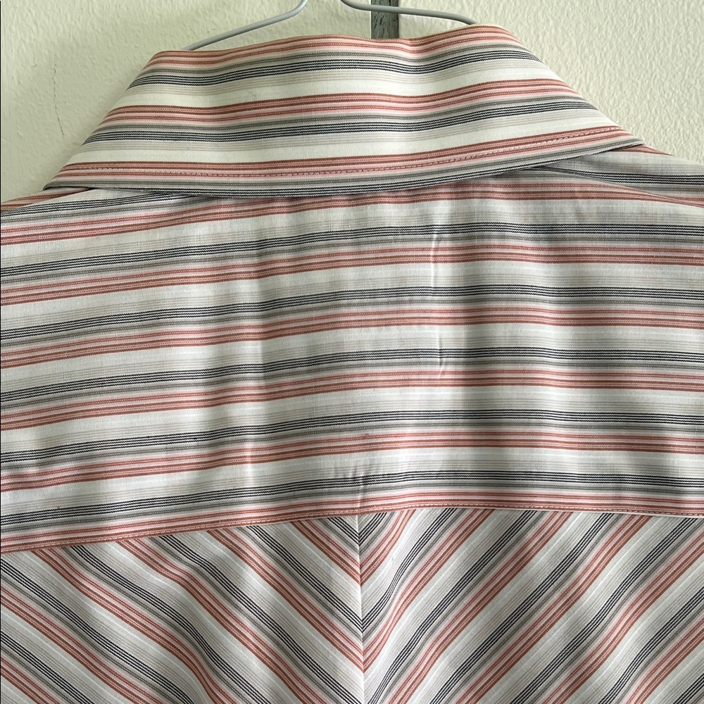 Claiborne Red and Blue Striped Collard Dress Shirt Pearl Gray Buttons Cotton - Picture 5 of 6